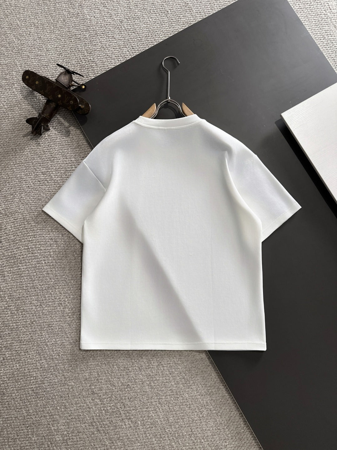 LuxluxHouse Best Quality Clothes T-shirt Loewe