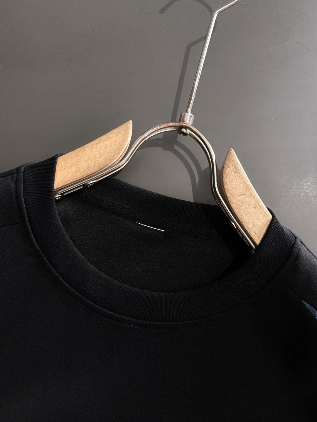 LuxluxHouse Best Quality Clothes T-shirt Loewe