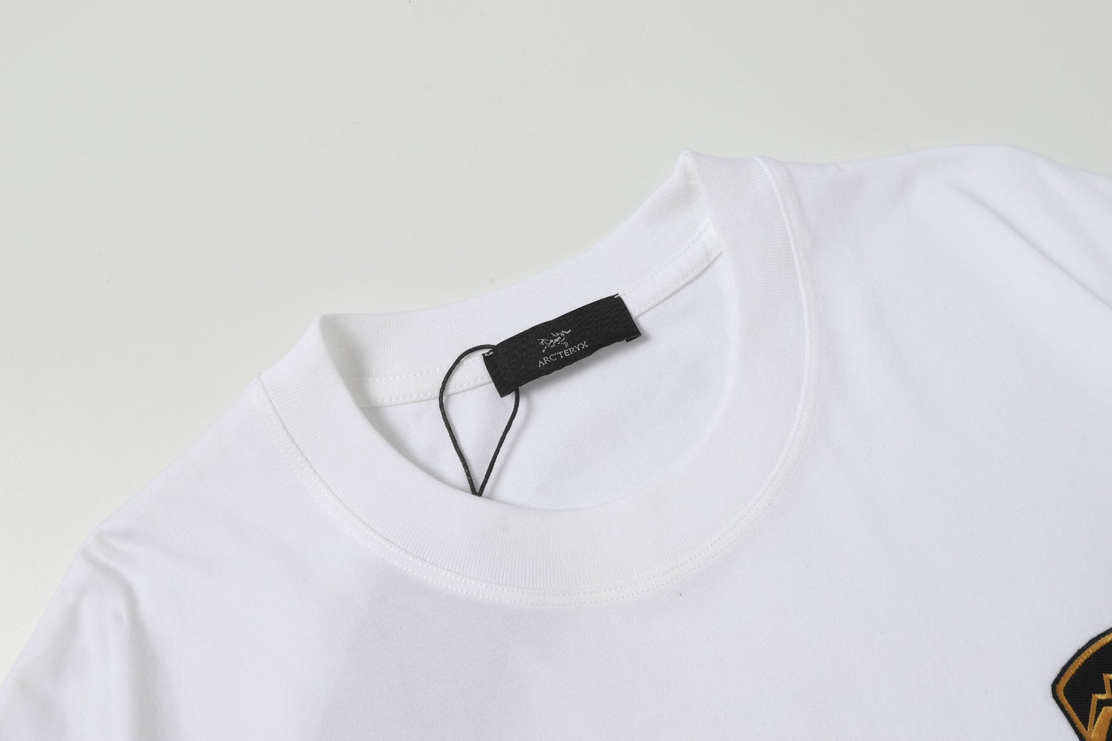 LuxluxHouse Best Quality Clothes T-shirt Arcteryx