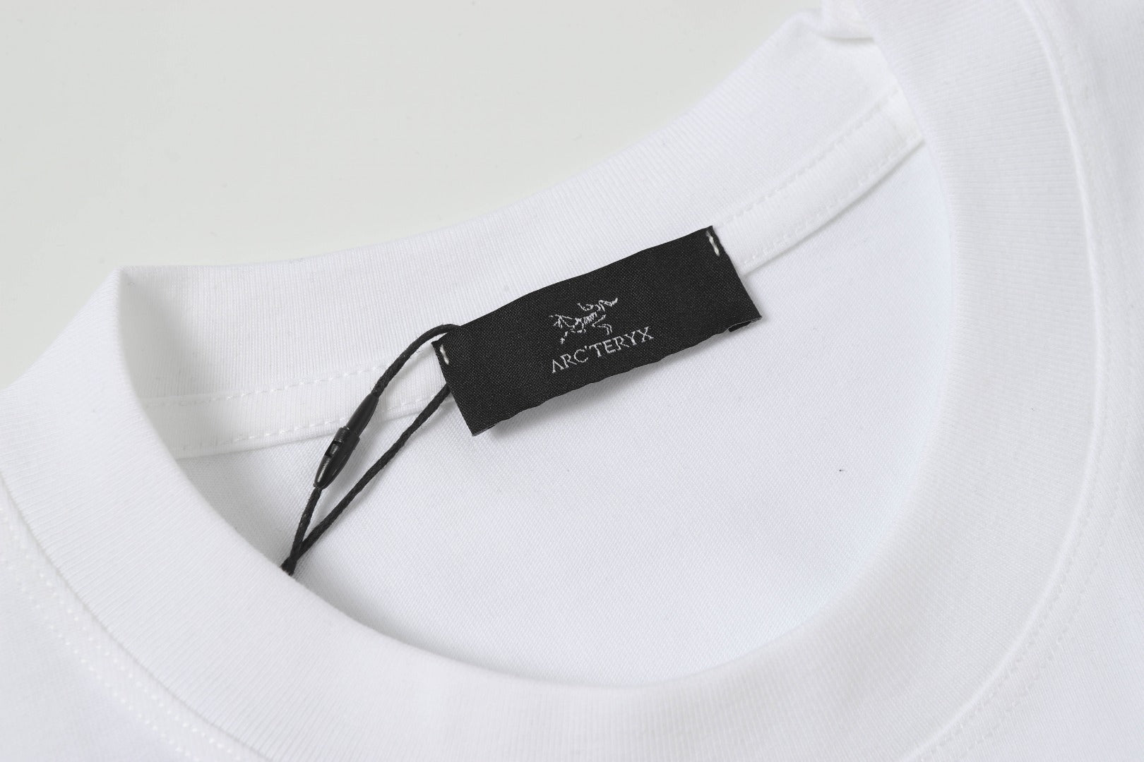 LuxluxHouse Best Quality Clothes T-shirt Arcteryx
