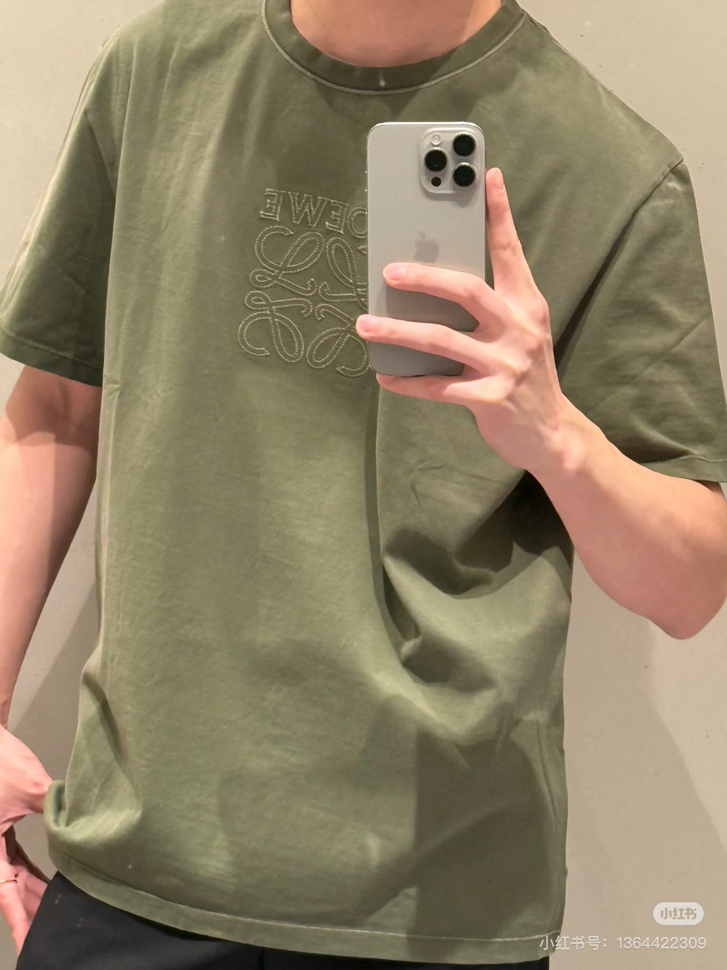 LuxluxHouse Best Quality Clothes T-shirt Loewe