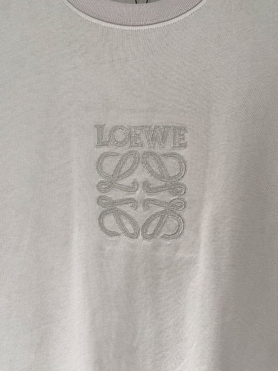 LuxluxHouse Best Quality Clothes T-shirt Loewe