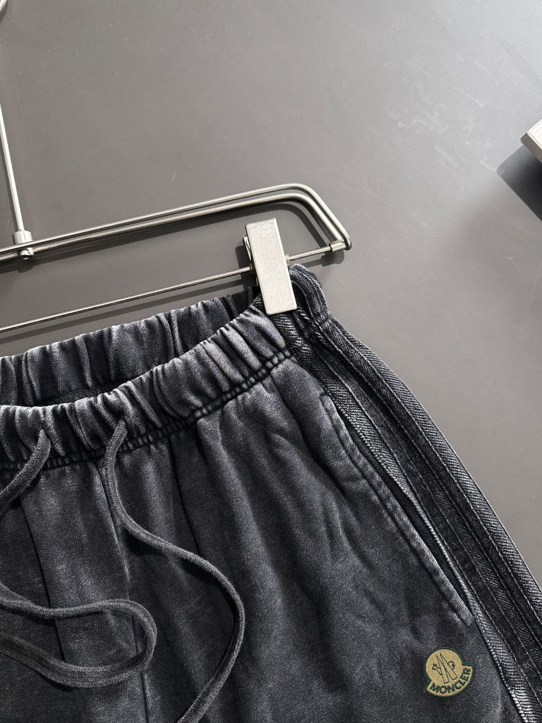 LuxluxHouse Best Quality Clothes Pants Moncler