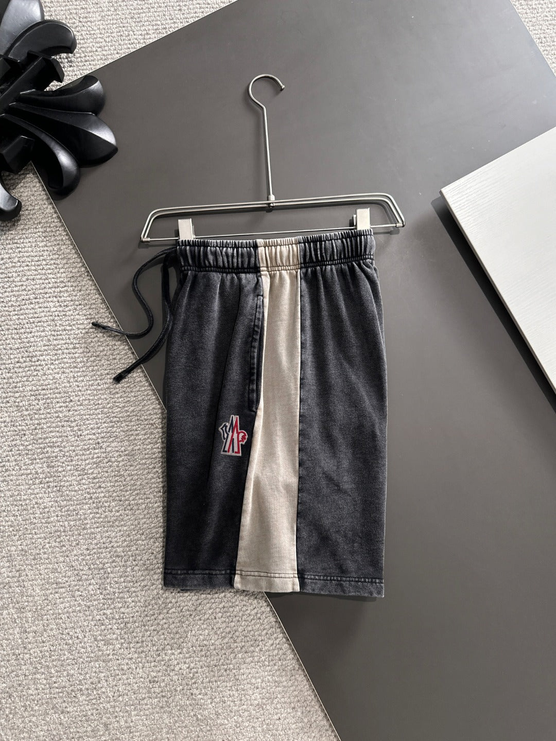 LuxluxHouse Best Quality Clothes Pants Moncler