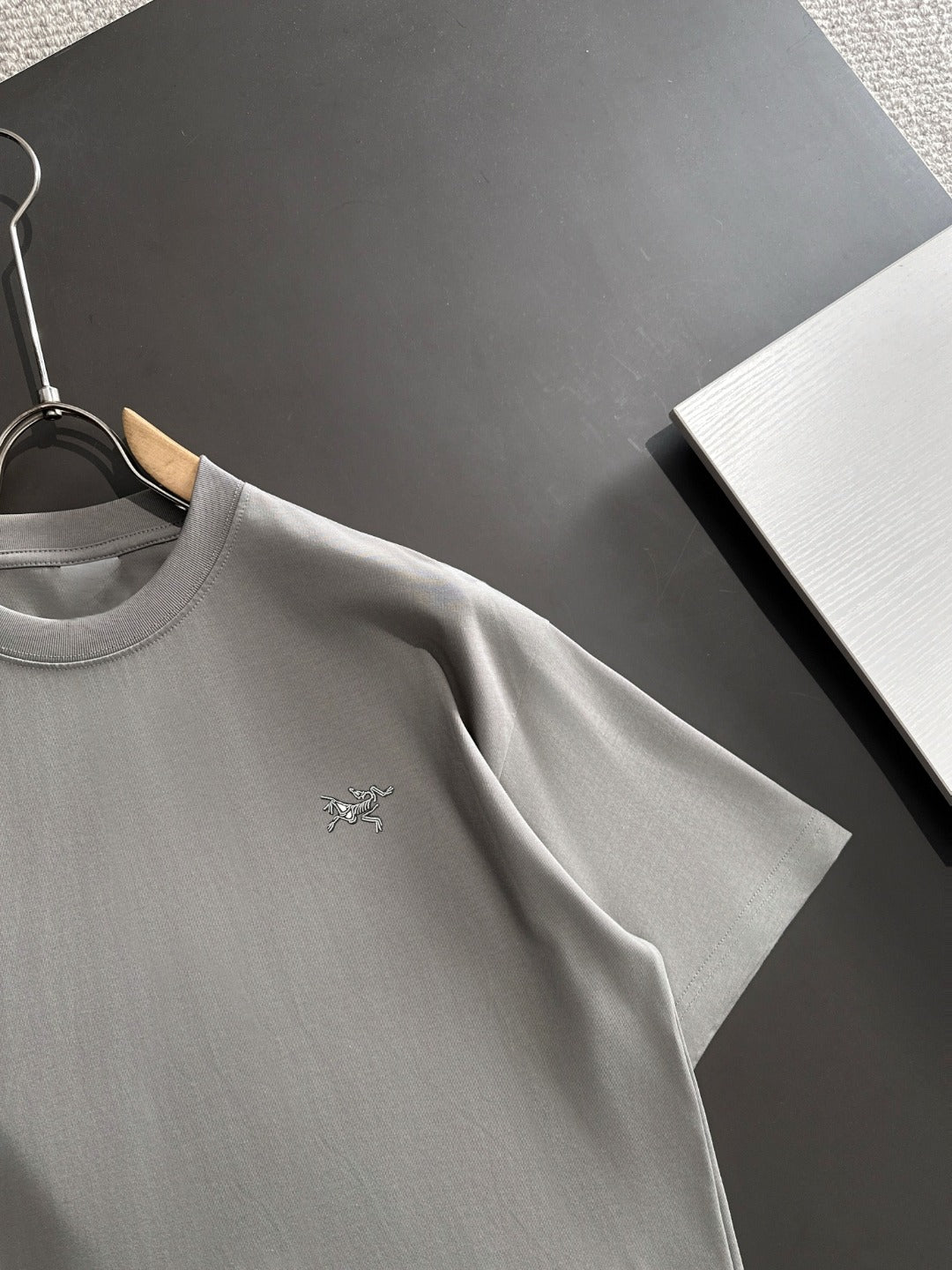 LuxluxHouse Best Quality Clothes T-shirt Arcteryx