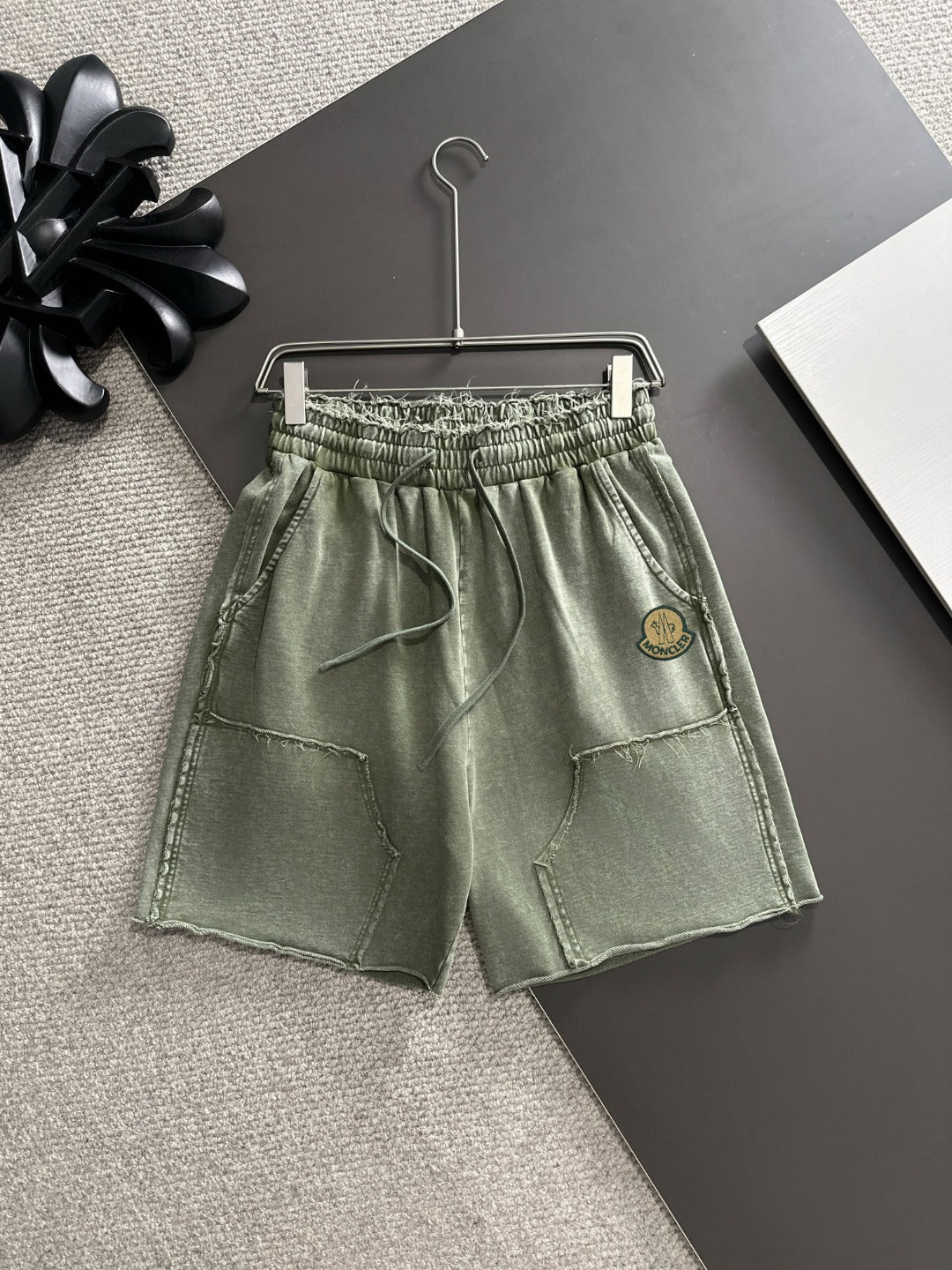 LuxluxHouse Best Quality Clothes Pants Moncler