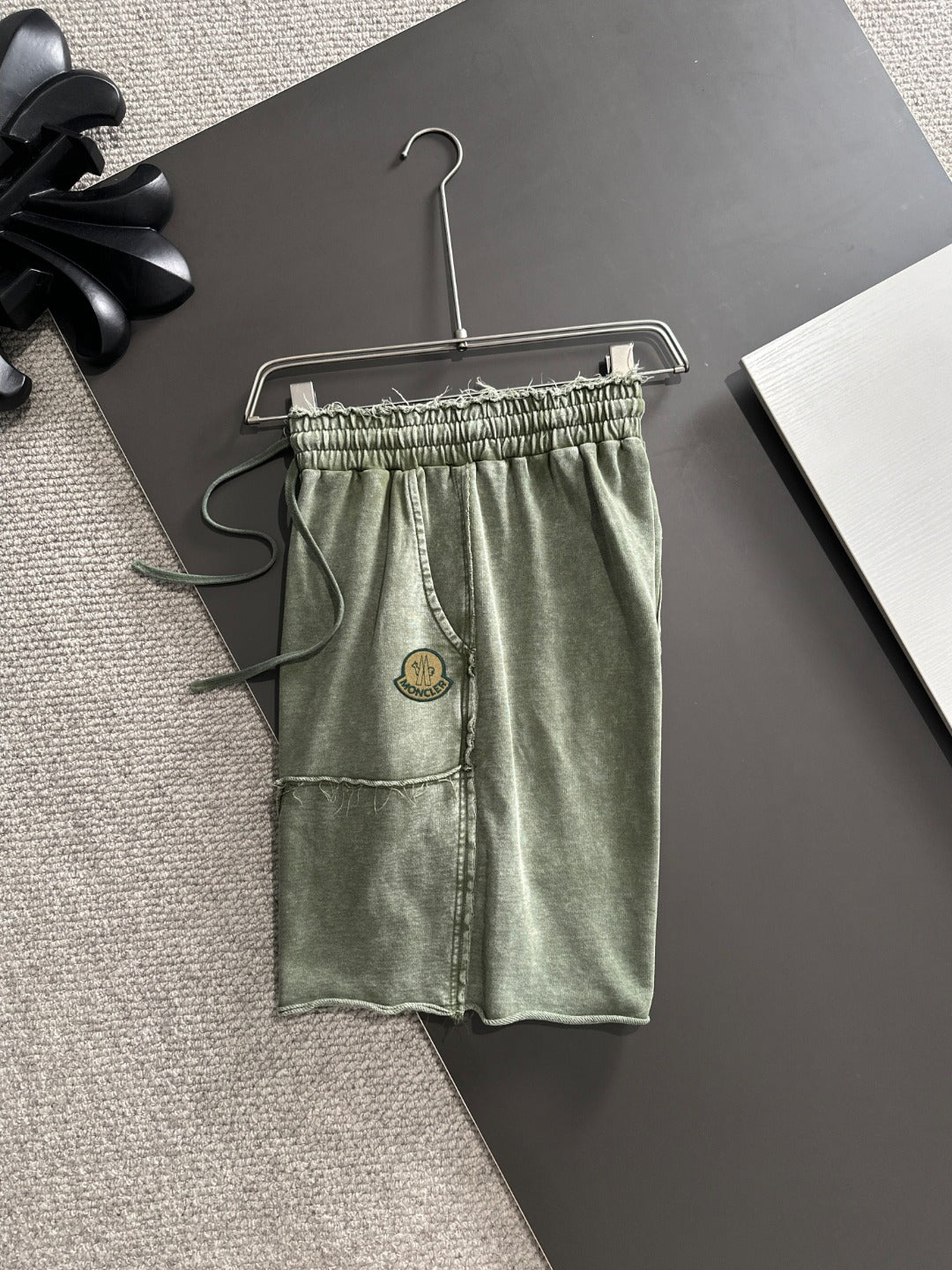 LuxluxHouse Best Quality Clothes Pants Moncler