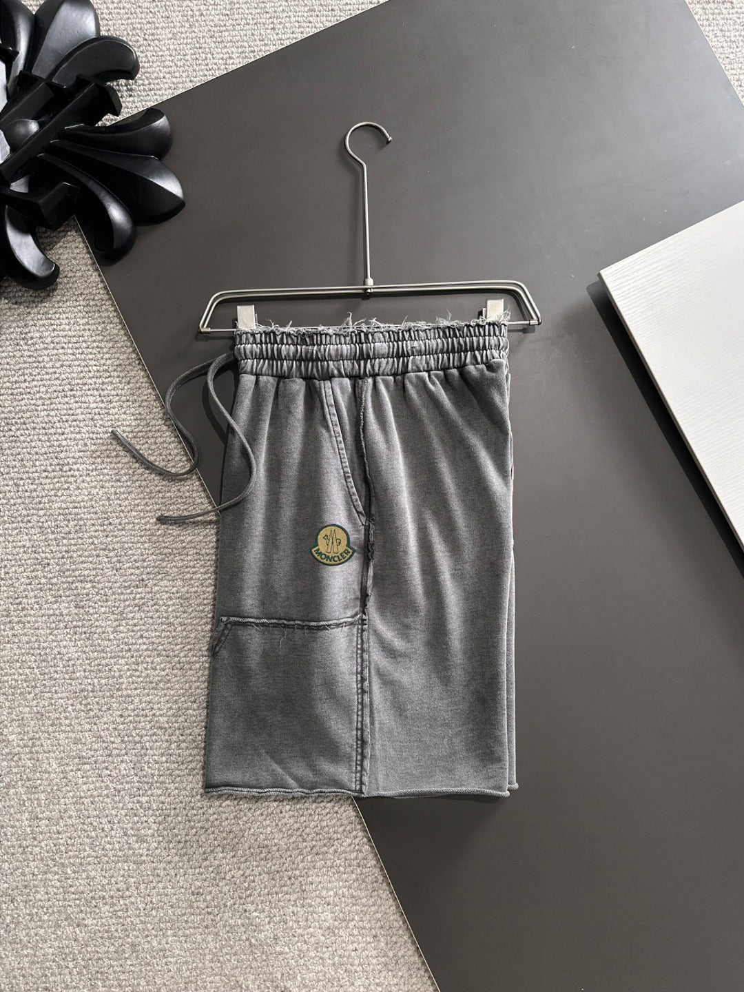 LuxluxHouse Best Quality Clothes Pants Moncler