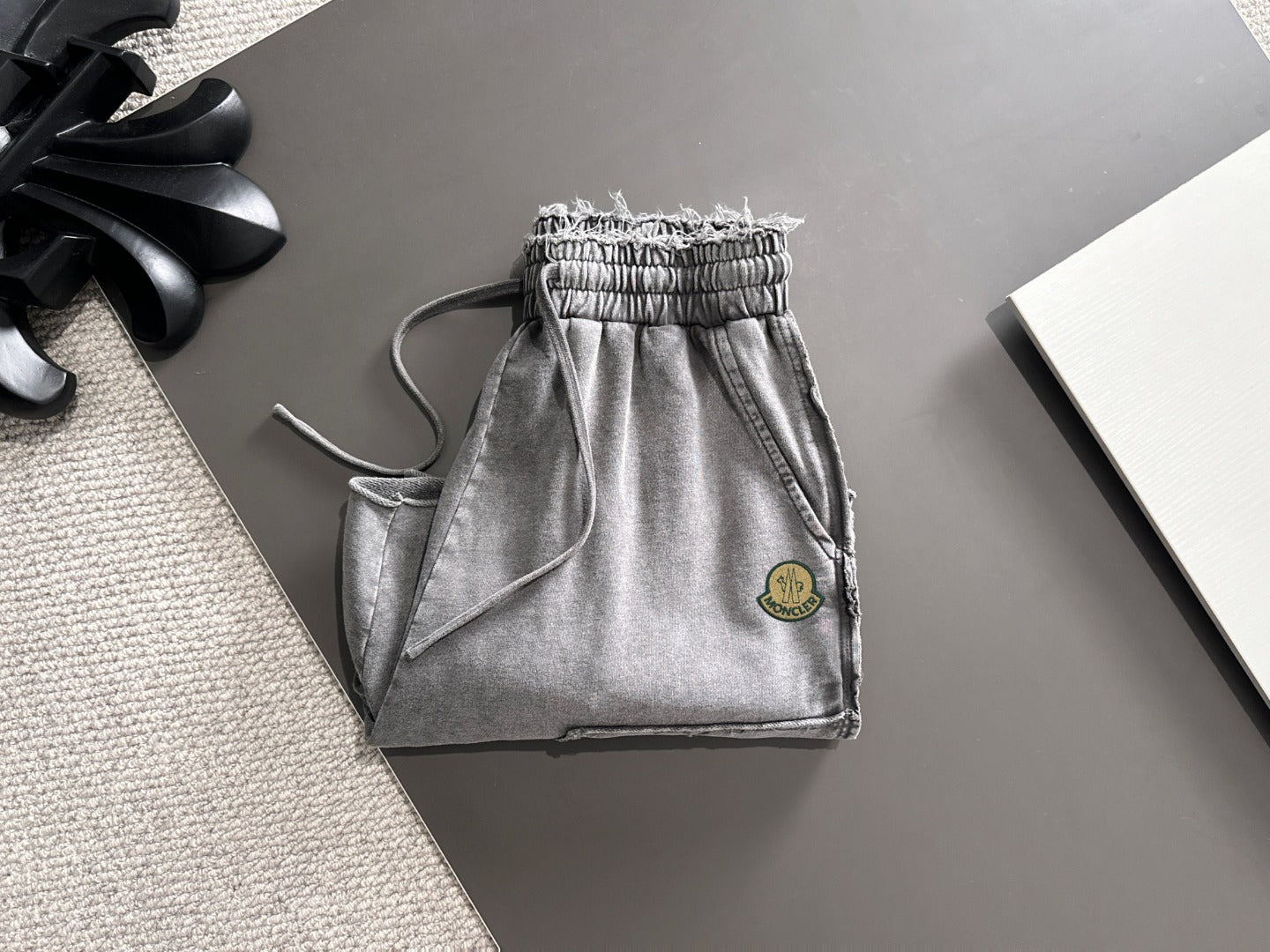 LuxluxHouse Best Quality Clothes Pants Moncler