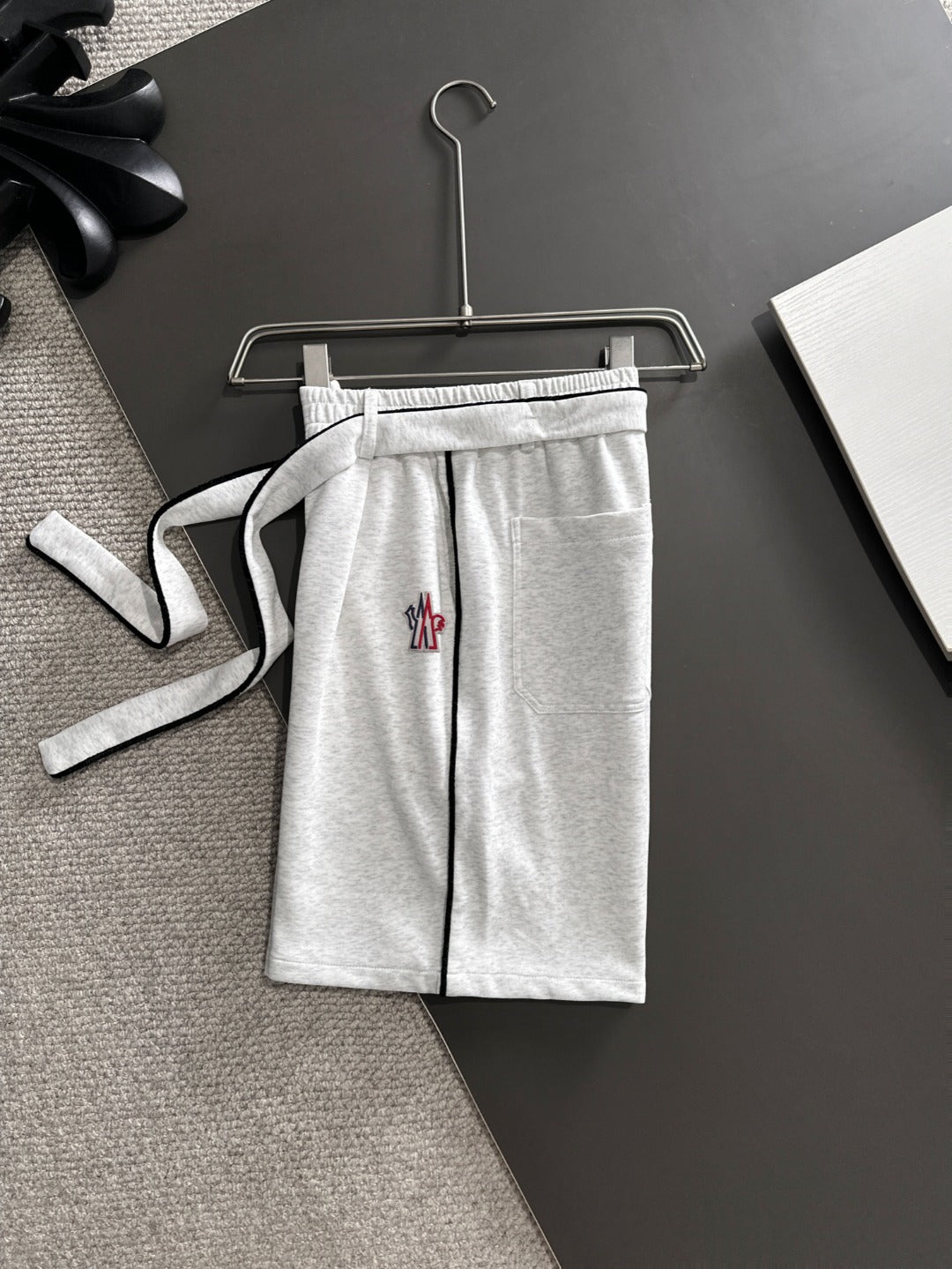 LuxluxHouse Best Quality Clothes Pants Moncler