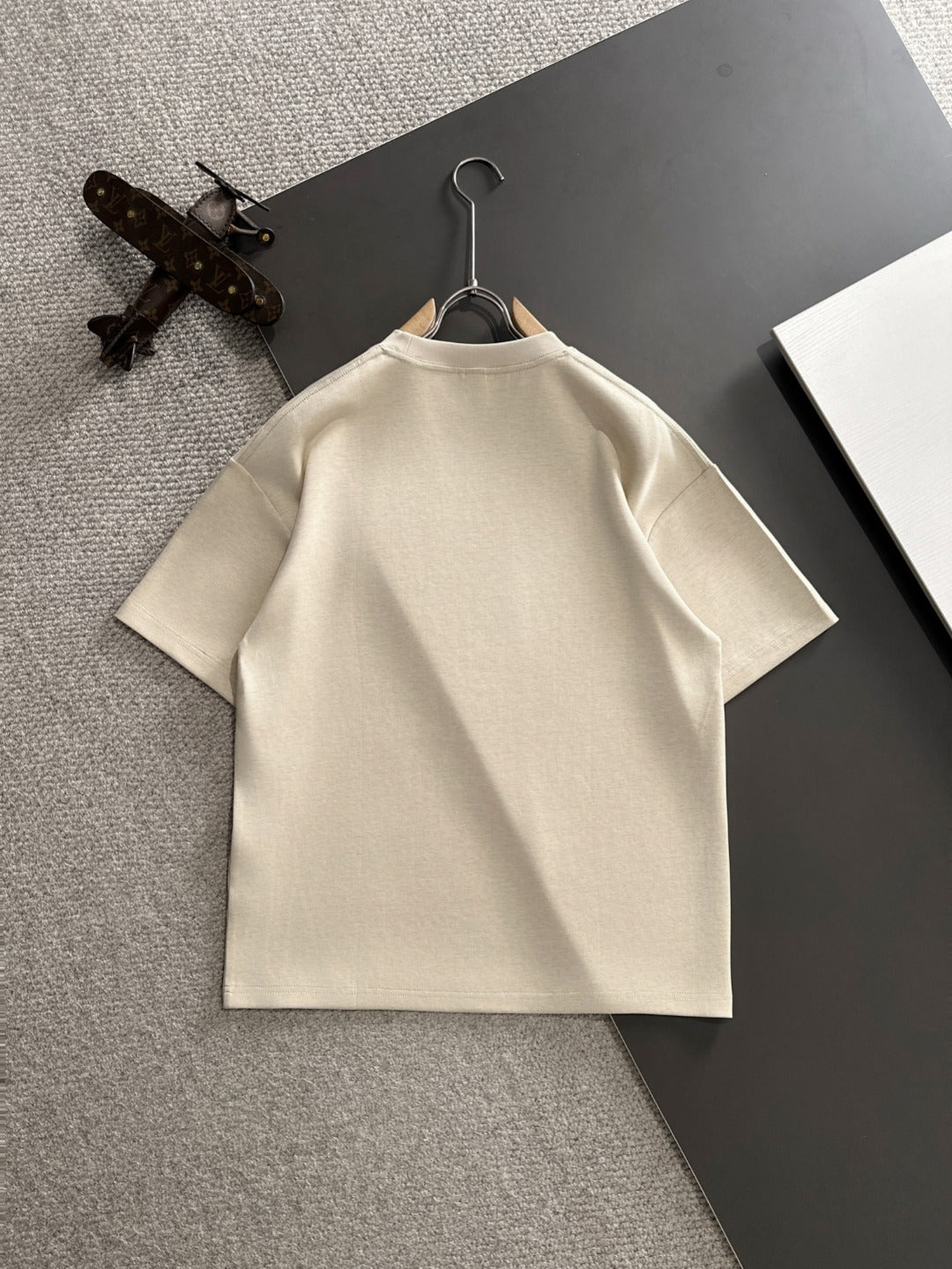LuxluxHouse Best Quality Clothes T-shirt Loewe