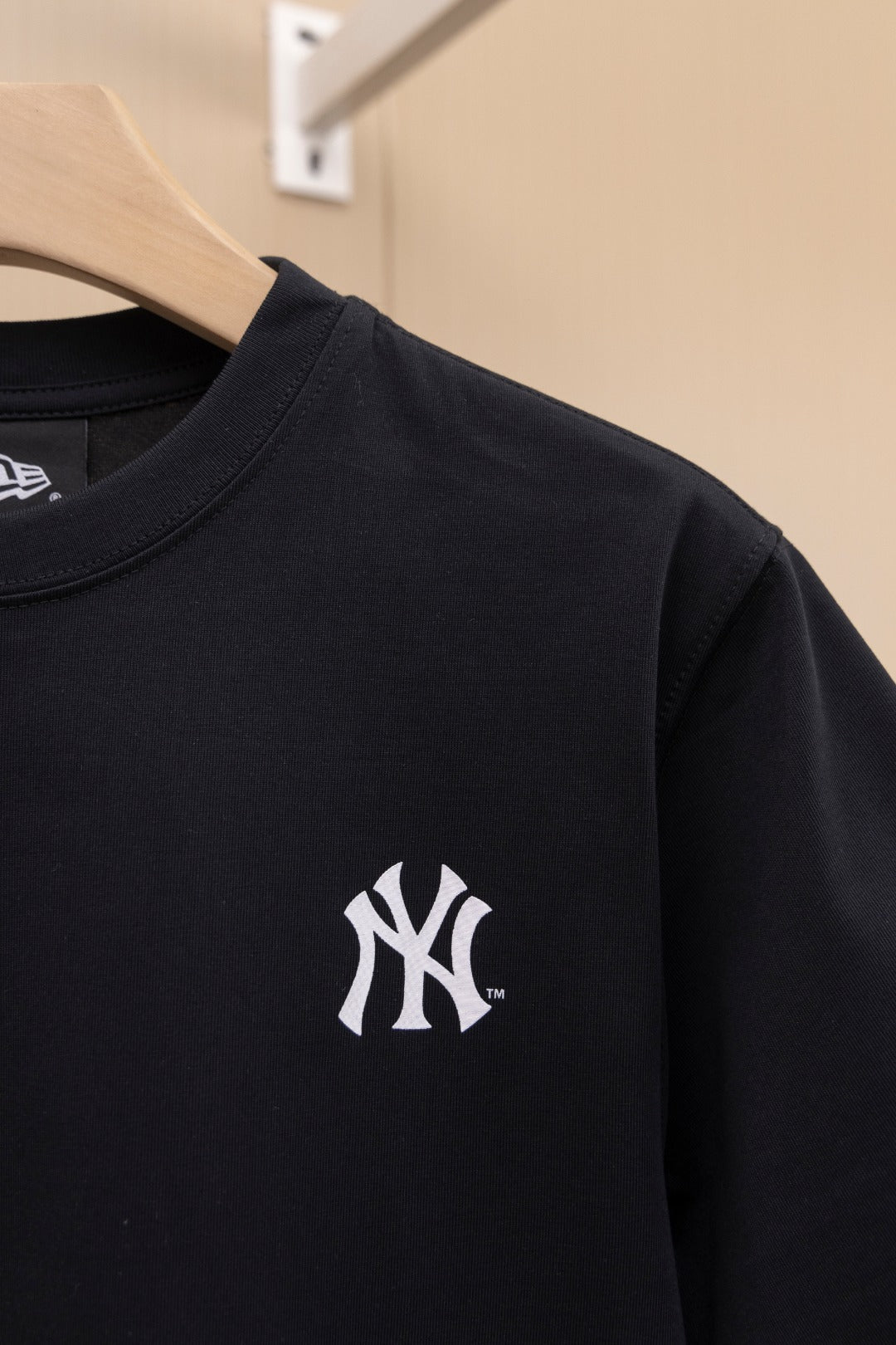 LuxluxHouse Best Quality Clothes The North Face & MLB T-shirt