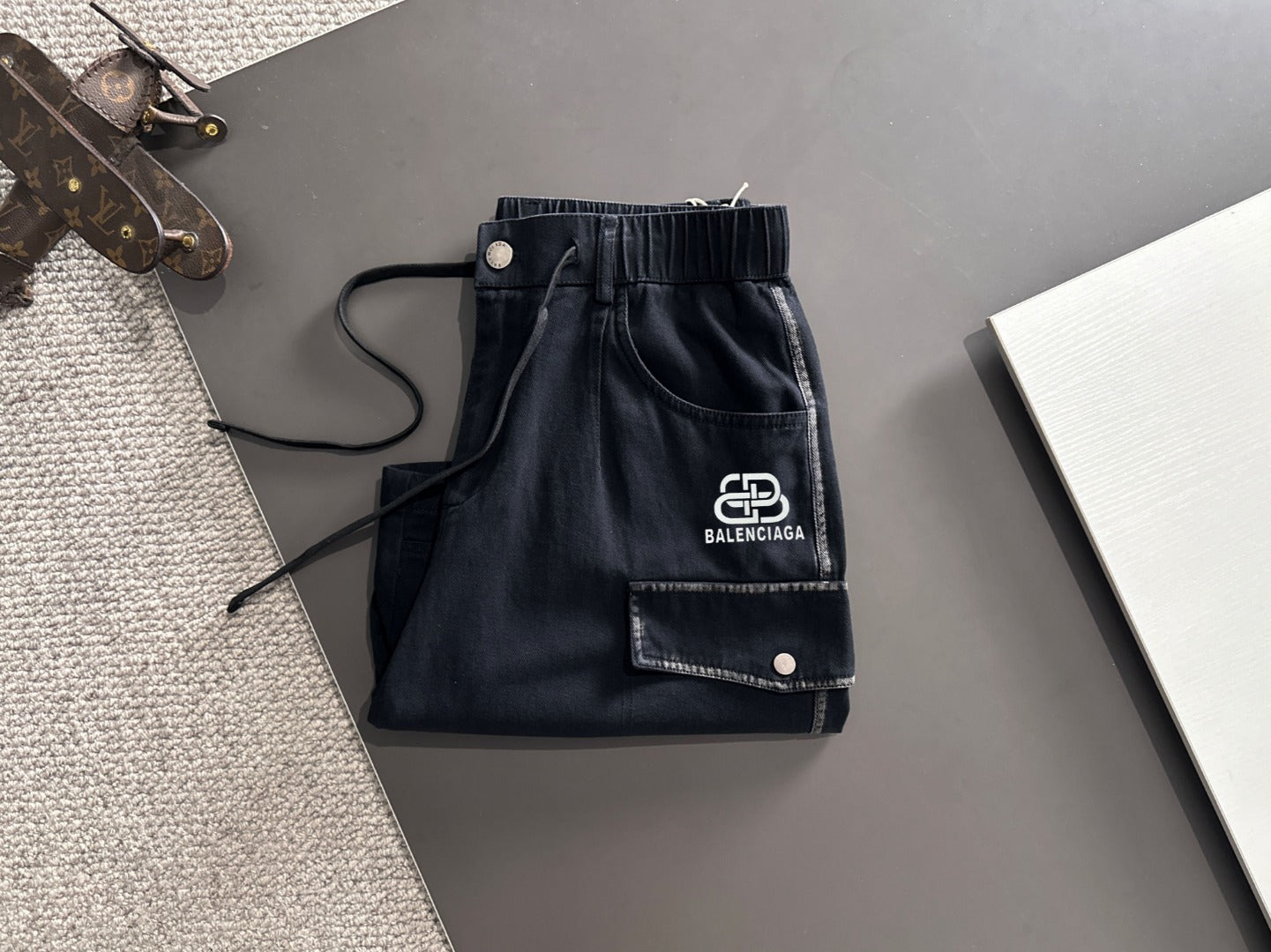 LuxluxHouse Best Quality Clothes Balenciaga Pants