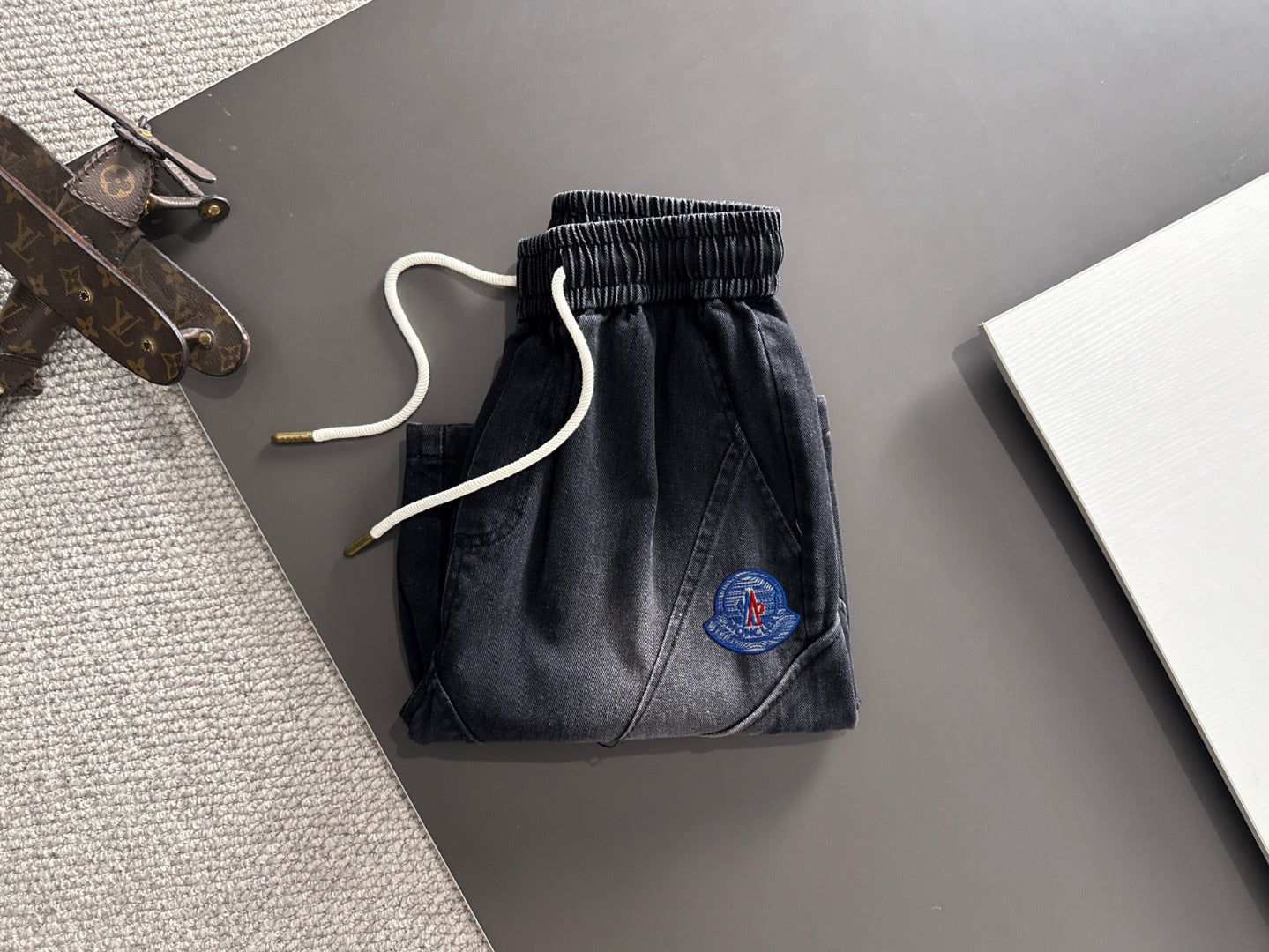 LuxluxHouse Best Quality Clothes Pants Moncler