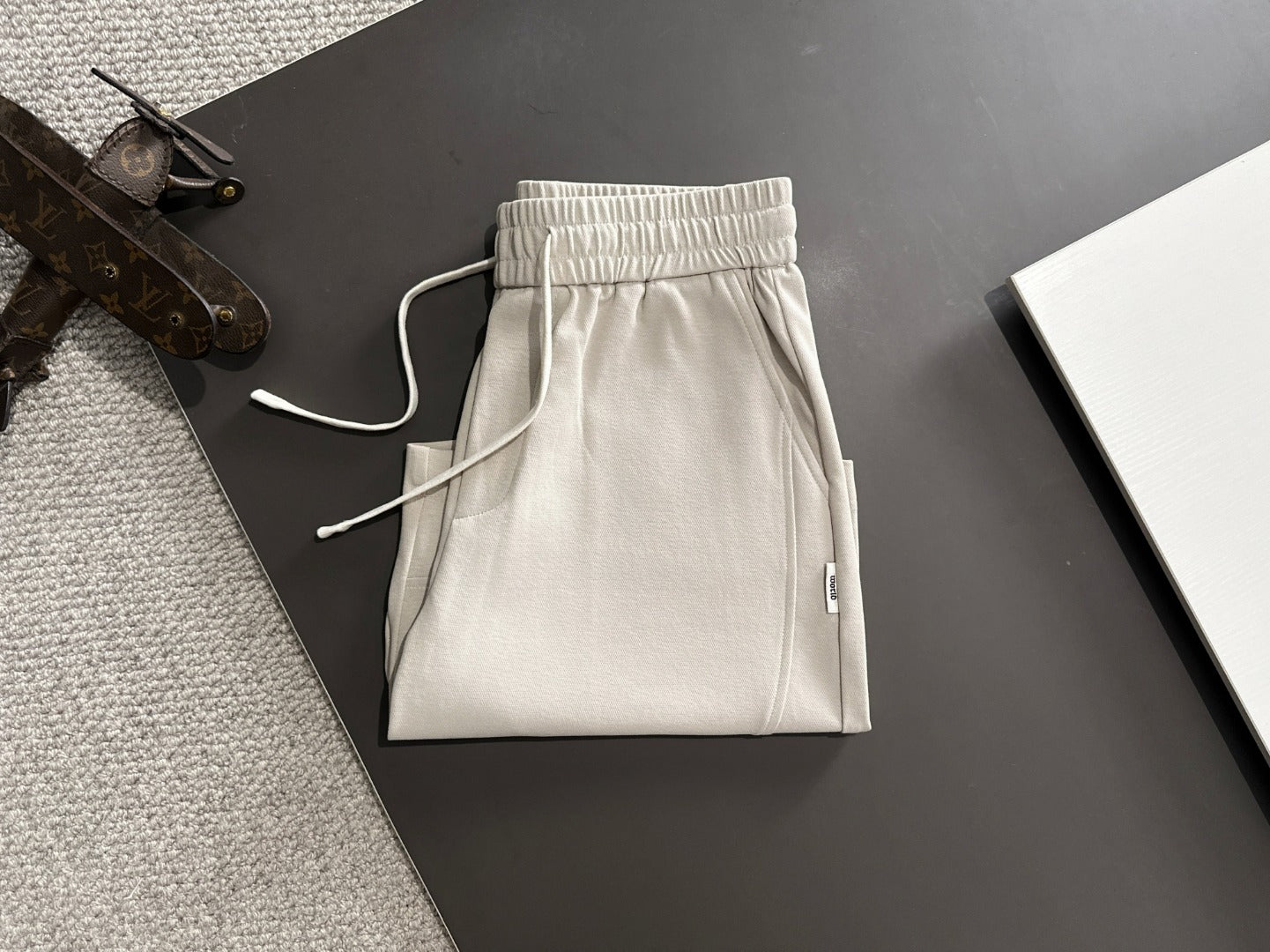 LuxluxHouse Best Quality Clothes Balenciaga Pants