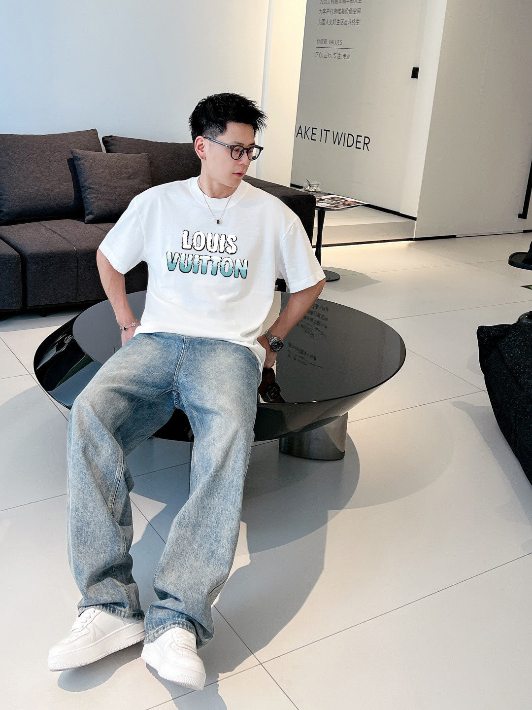 LuxluxHouse Best Quality Clothes T-shirt Louis Vuitton