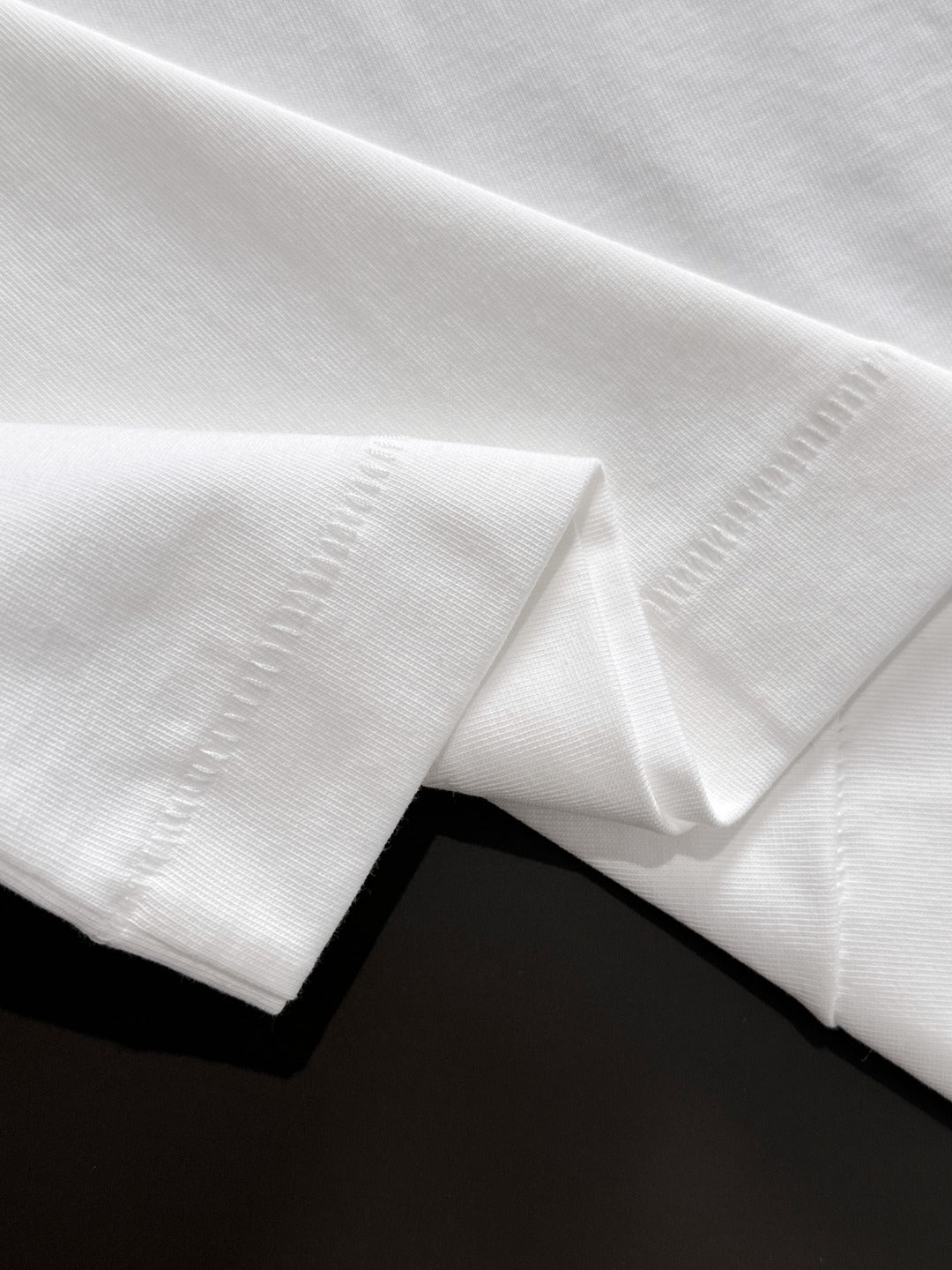 LuxluxHouse Best Quality Clothes T-shirt Arcteryx