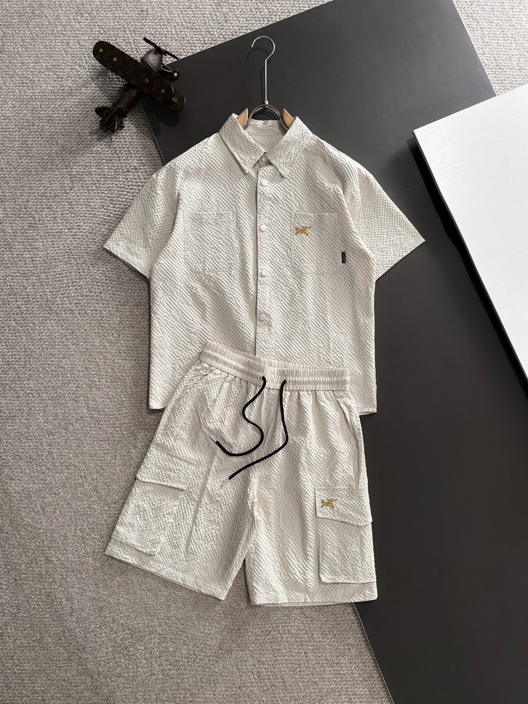 LuxluxHouse Best Quality Clothes T-shirt Arcteryx