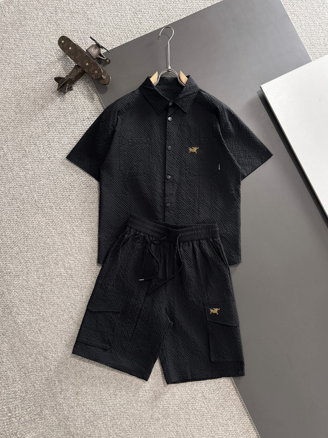 LuxluxHouse Best Quality Clothes T-shirt Arcteryx