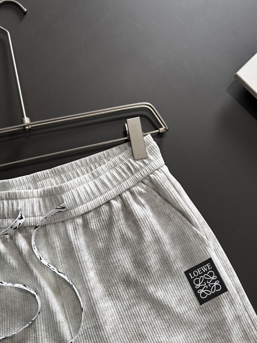 LuxluxHouse Best Quality Clothes T-shirt Loewe