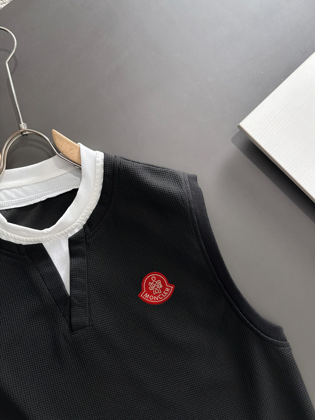 LuxluxHouse Best Quality Clothes T-shirt Moncler