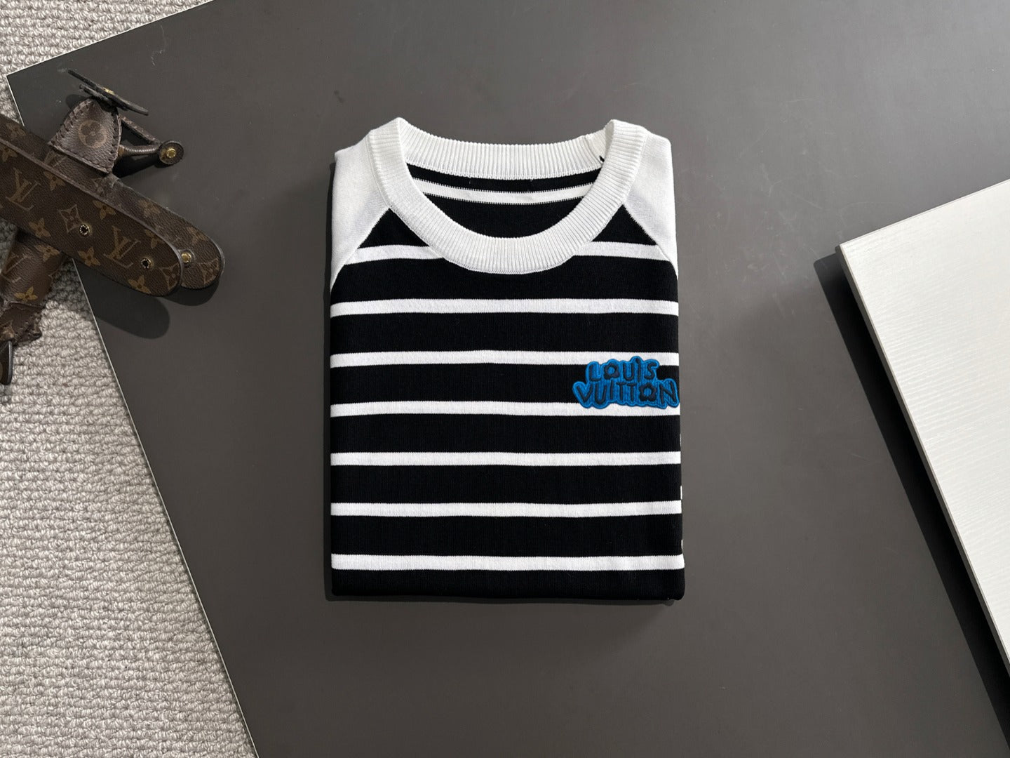LuxluxHouse Best Quality Clothes T-shirt Louis Vuitton