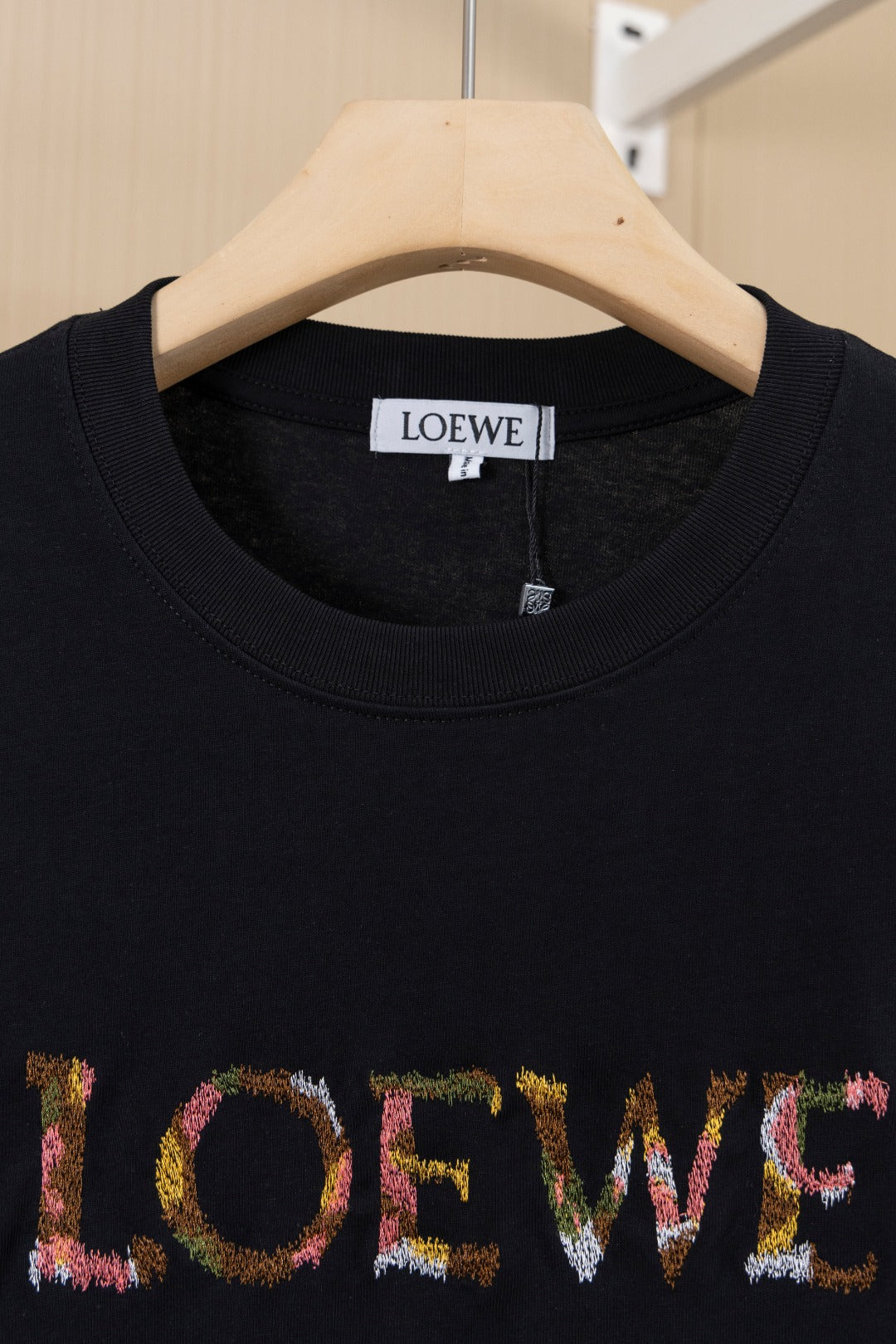 LuxluxHouse Best Quality Clothes T-shirt Loewe