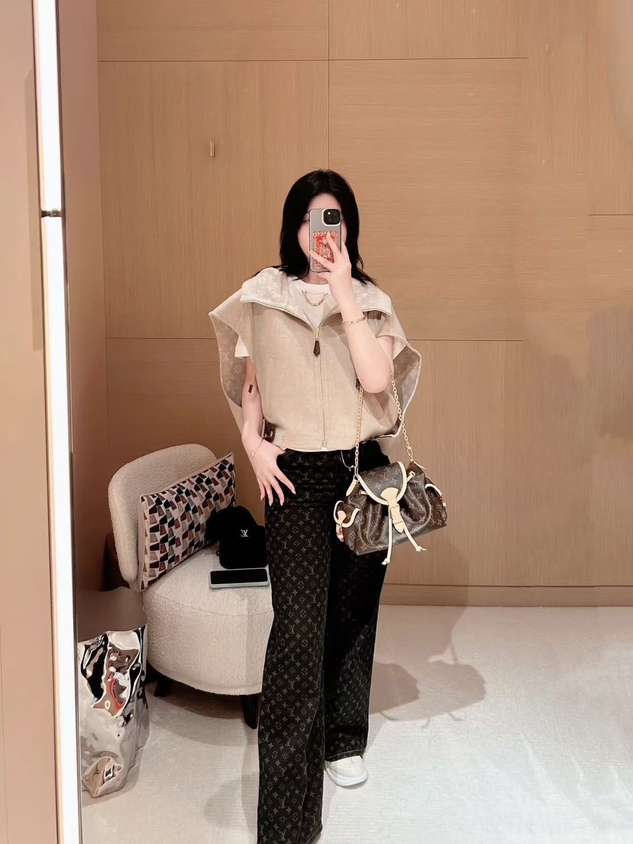 LuxluxHouse Best Quality Clothes Pants Louis Vuitton