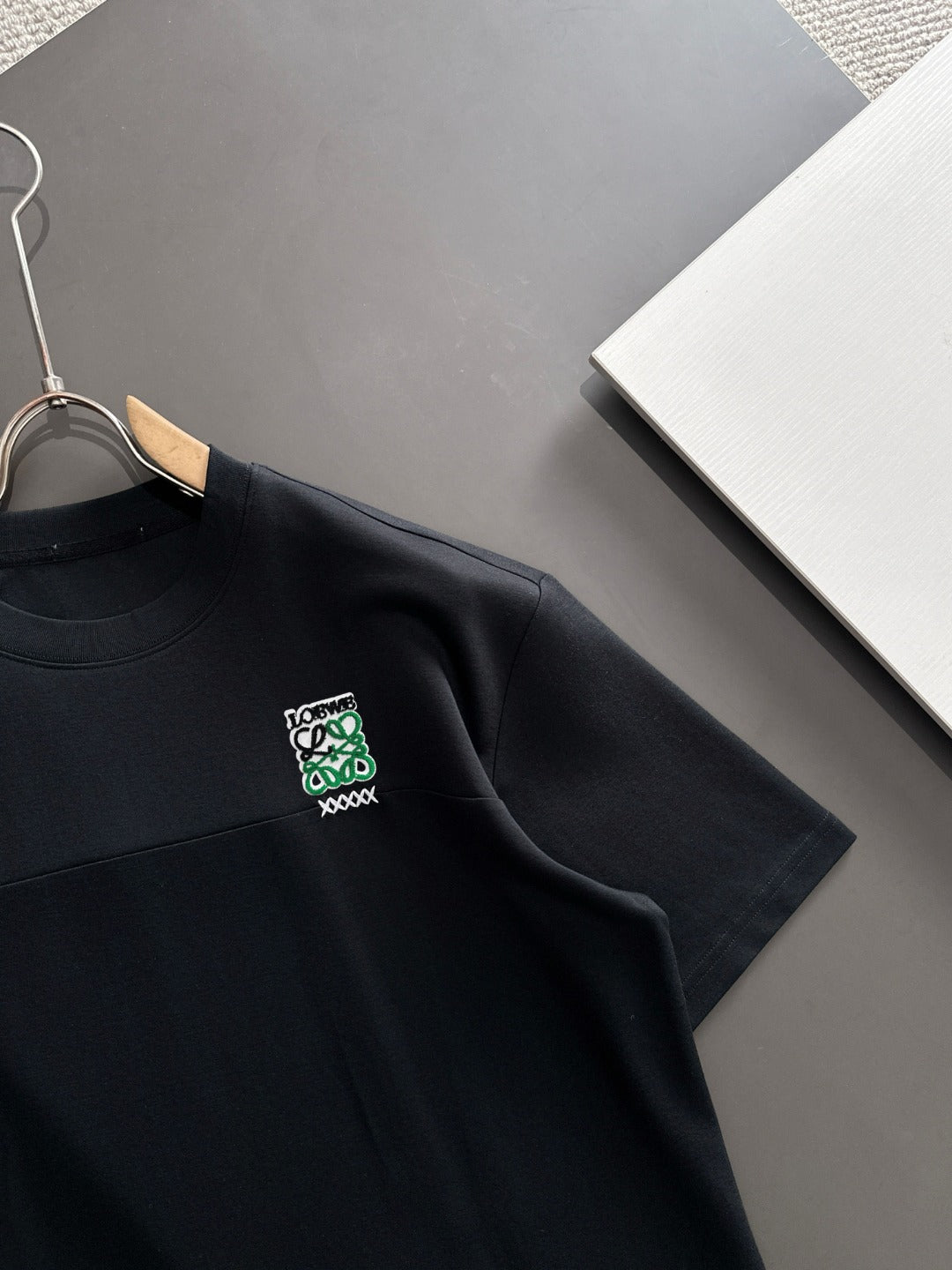 LuxluxHouse Best Quality Clothes T-shirt Loewe