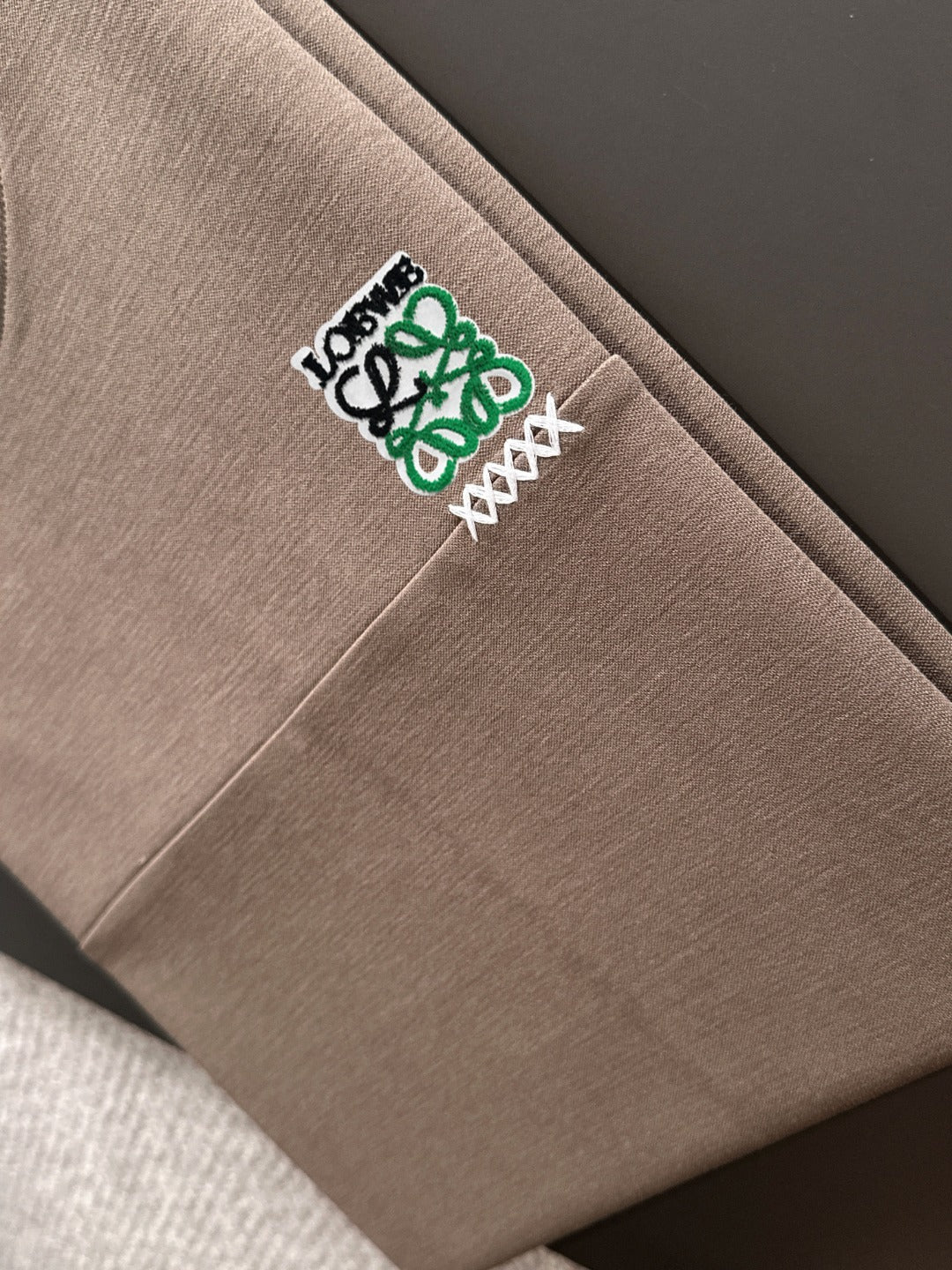 LuxluxHouse Best Quality Clothes T-shirt Loewe