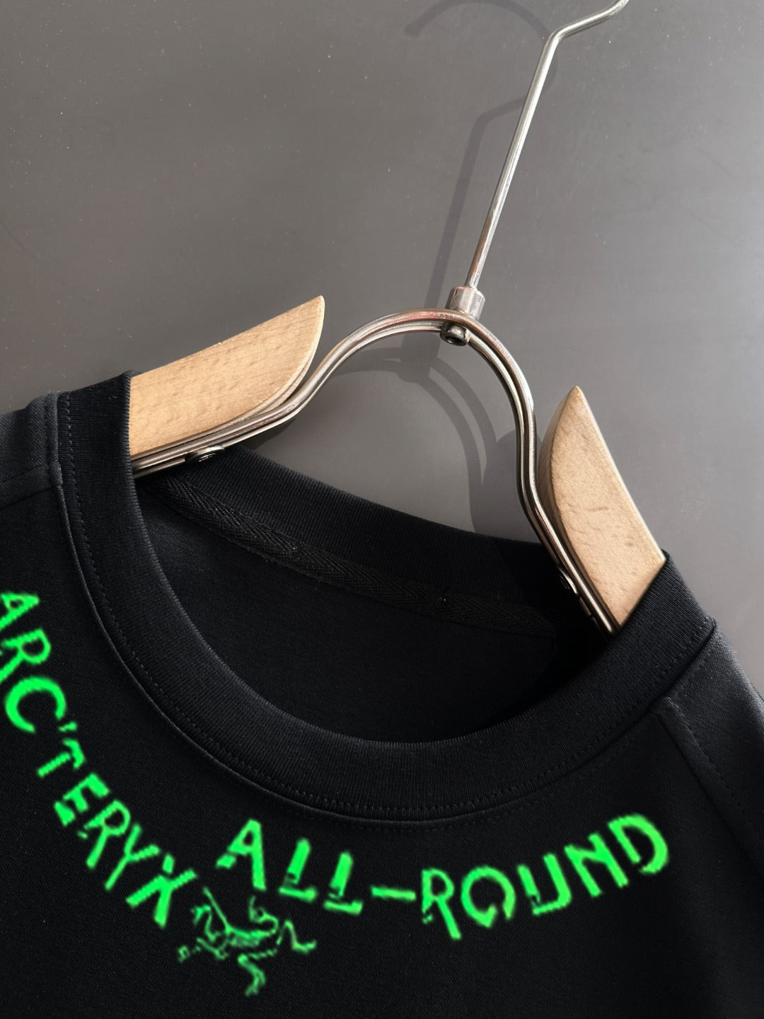 LuxluxHouse Best Quality Clothes T-shirt Arcteryx