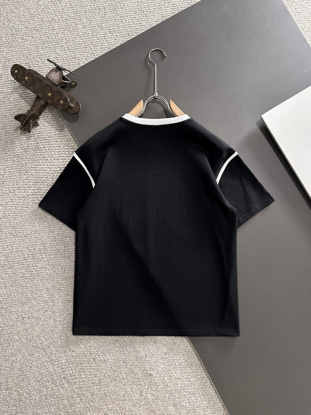 LuxluxHouse Best Quality Clothes T-shirt Loewe