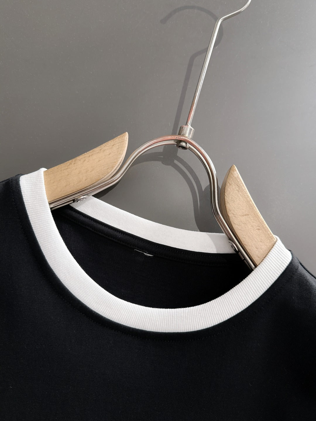 LuxluxHouse Best Quality Clothes T-shirt Loewe
