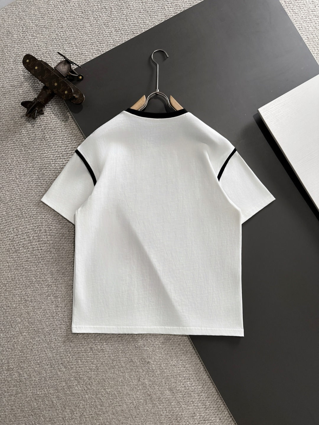 LuxluxHouse Best Quality Clothes T-shirt Loewe