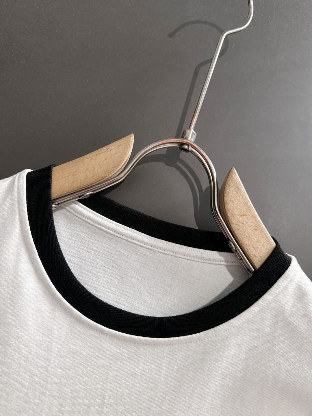 LuxluxHouse Best Quality Clothes T-shirt Loewe