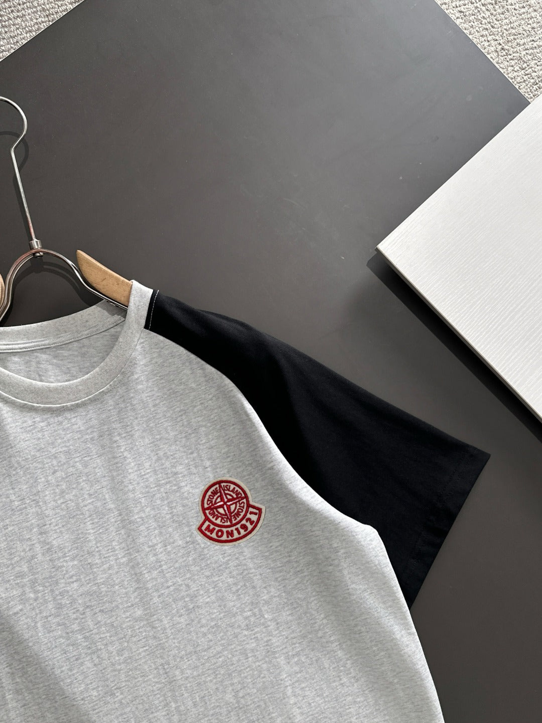 LuxluxHouse Best Quality Clothes T-shirt Moncler