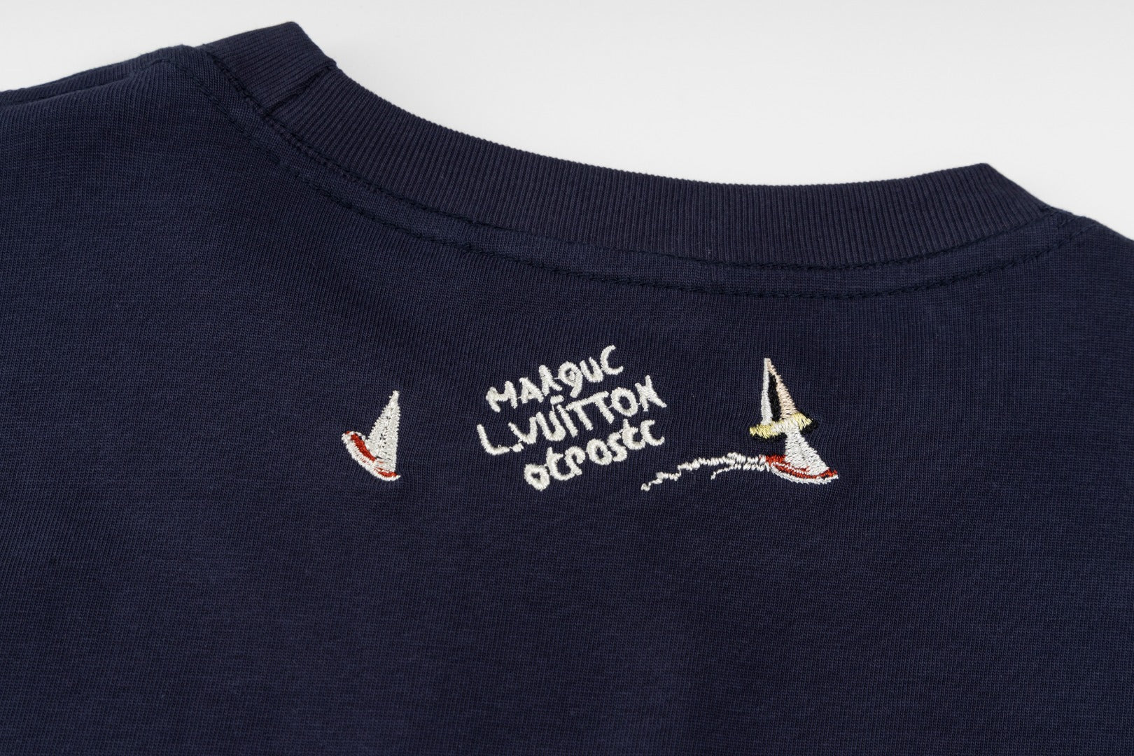 LuxluxHouse Best Quality Clothes T-shirt Louis Vuitton