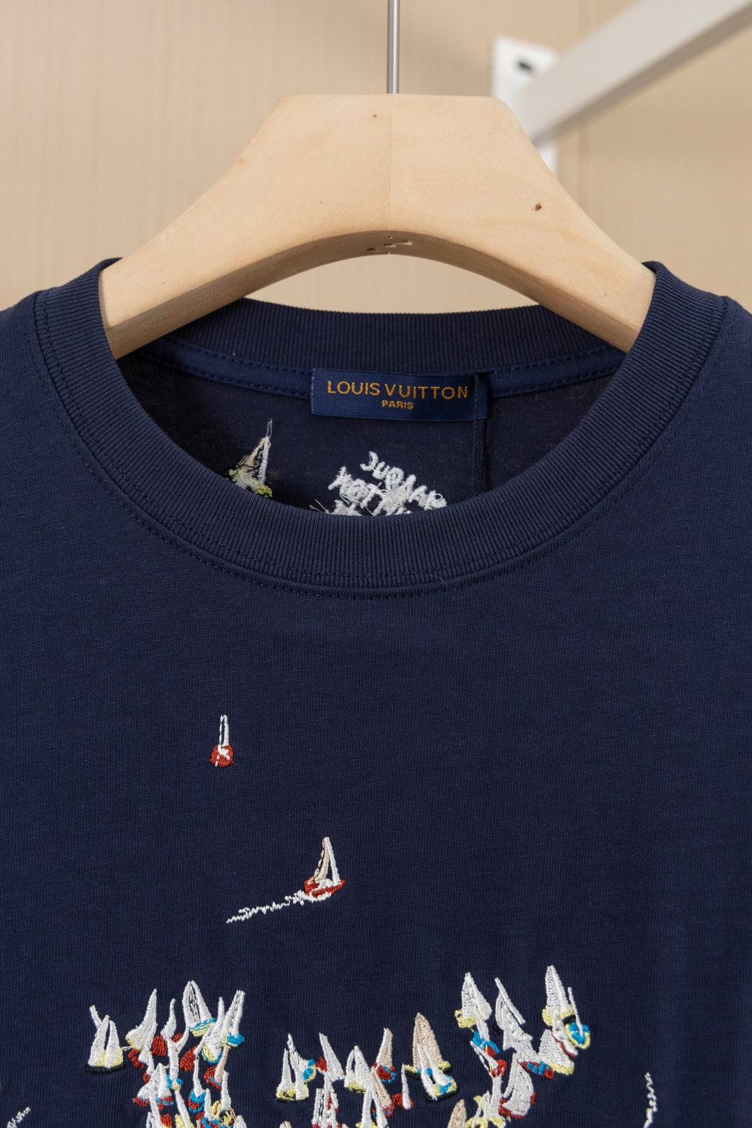 LuxluxHouse Best Quality Clothes T-shirt Louis Vuitton