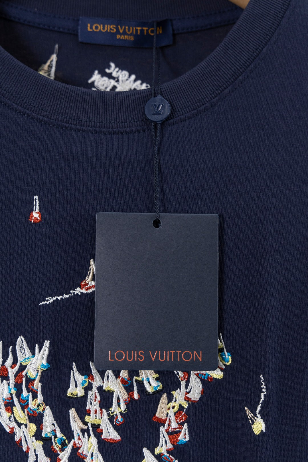 LuxluxHouse Best Quality Clothes T-shirt Louis Vuitton