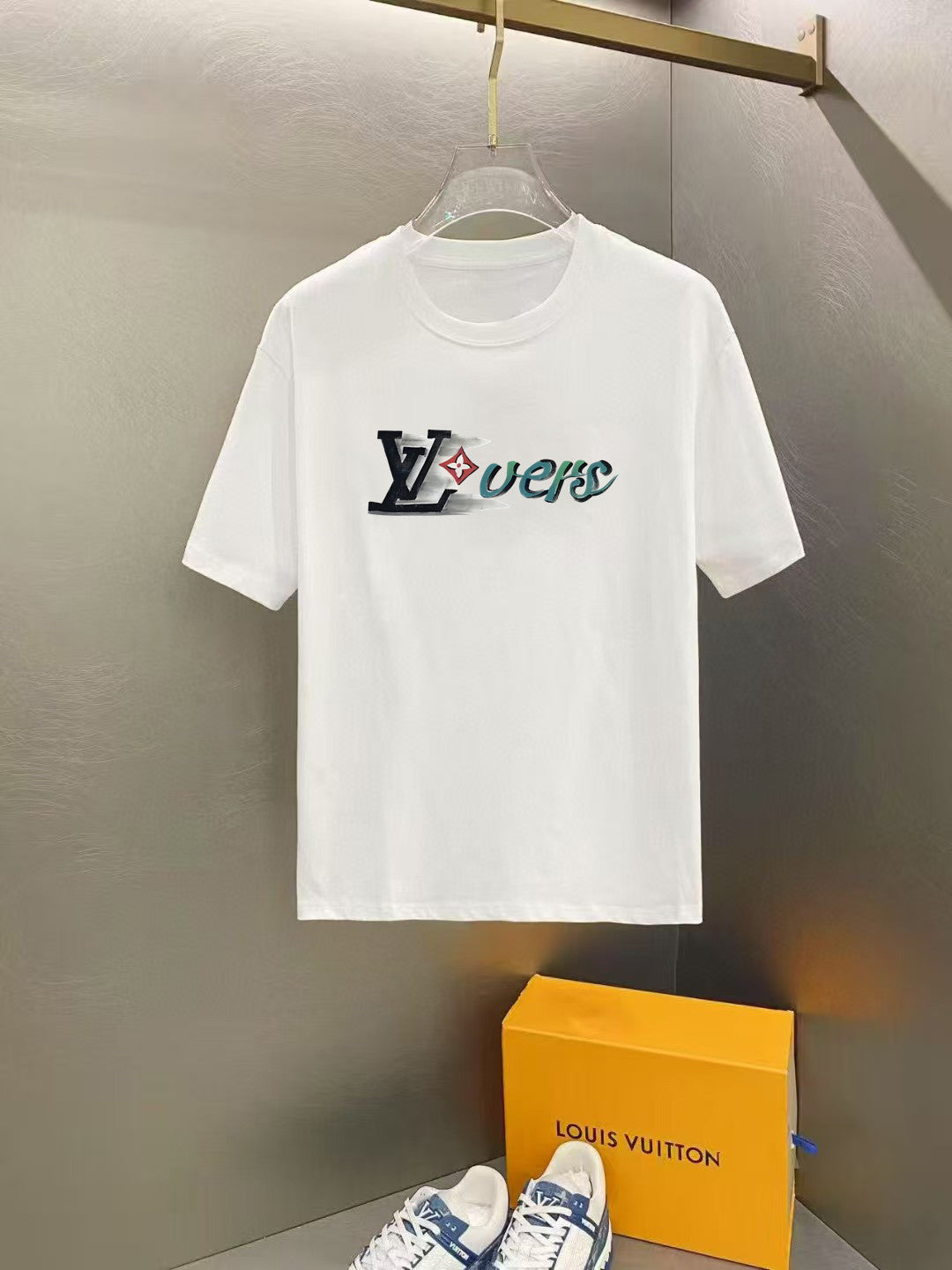 LuxluxHouse Best Quality Clothes T-shirt Louis Vuitton