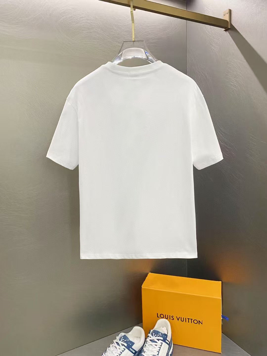 LuxluxHouse Best Quality Clothes T-shirt Louis Vuitton