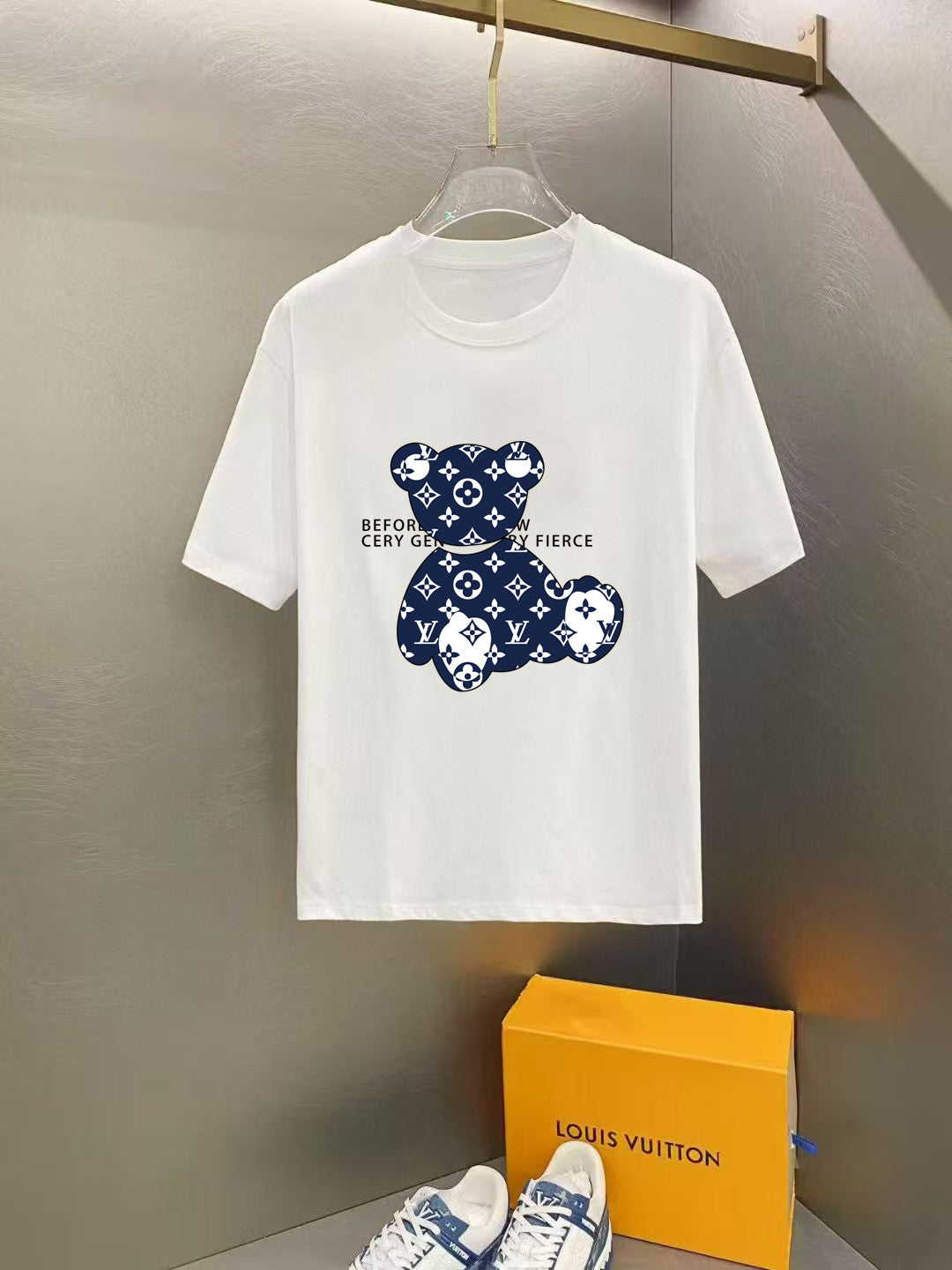 LuxluxHouse Best Quality Clothes T-shirt Louis Vuitton