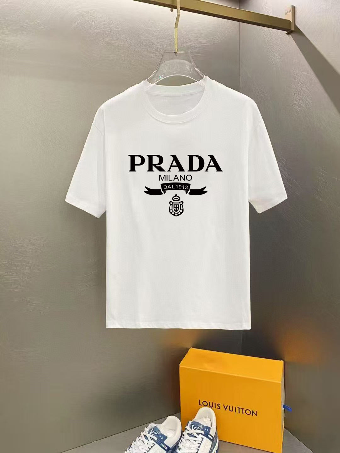 LuxluxHouse Best Quality Clothes T-shirt Prada