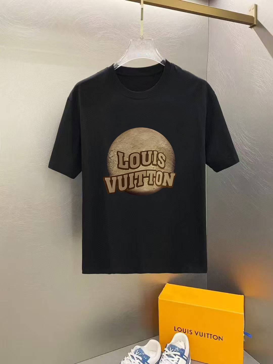 LuxluxHouse Best Quality Clothes T-shirt Louis Vuitton