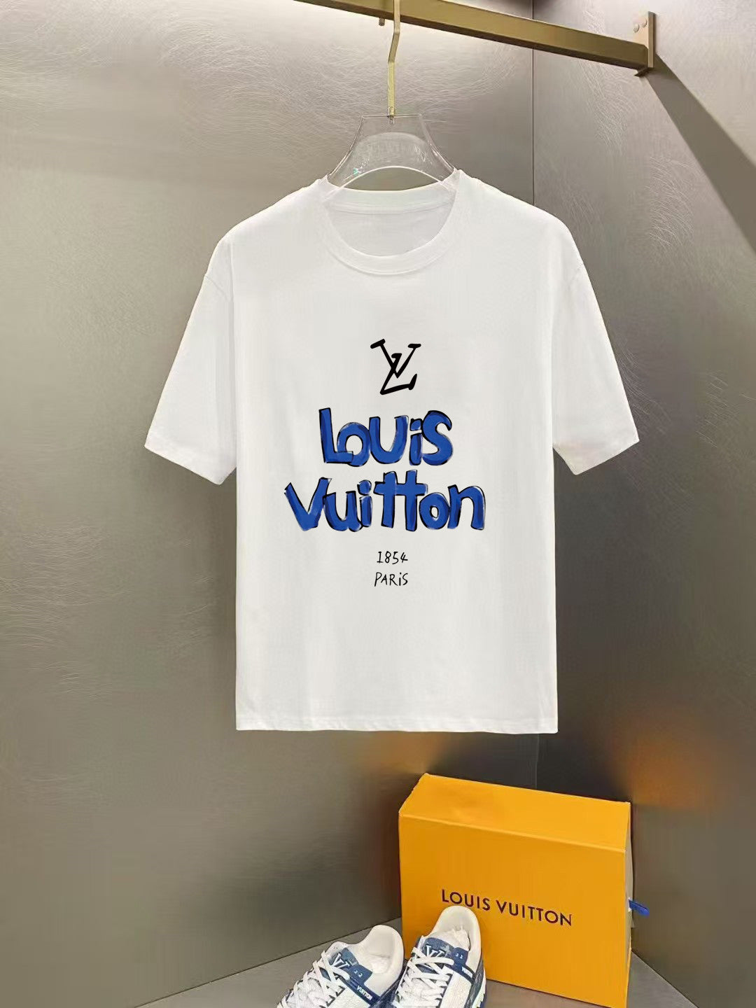 LuxluxHouse Best Quality Clothes T-shirt Louis Vuitton