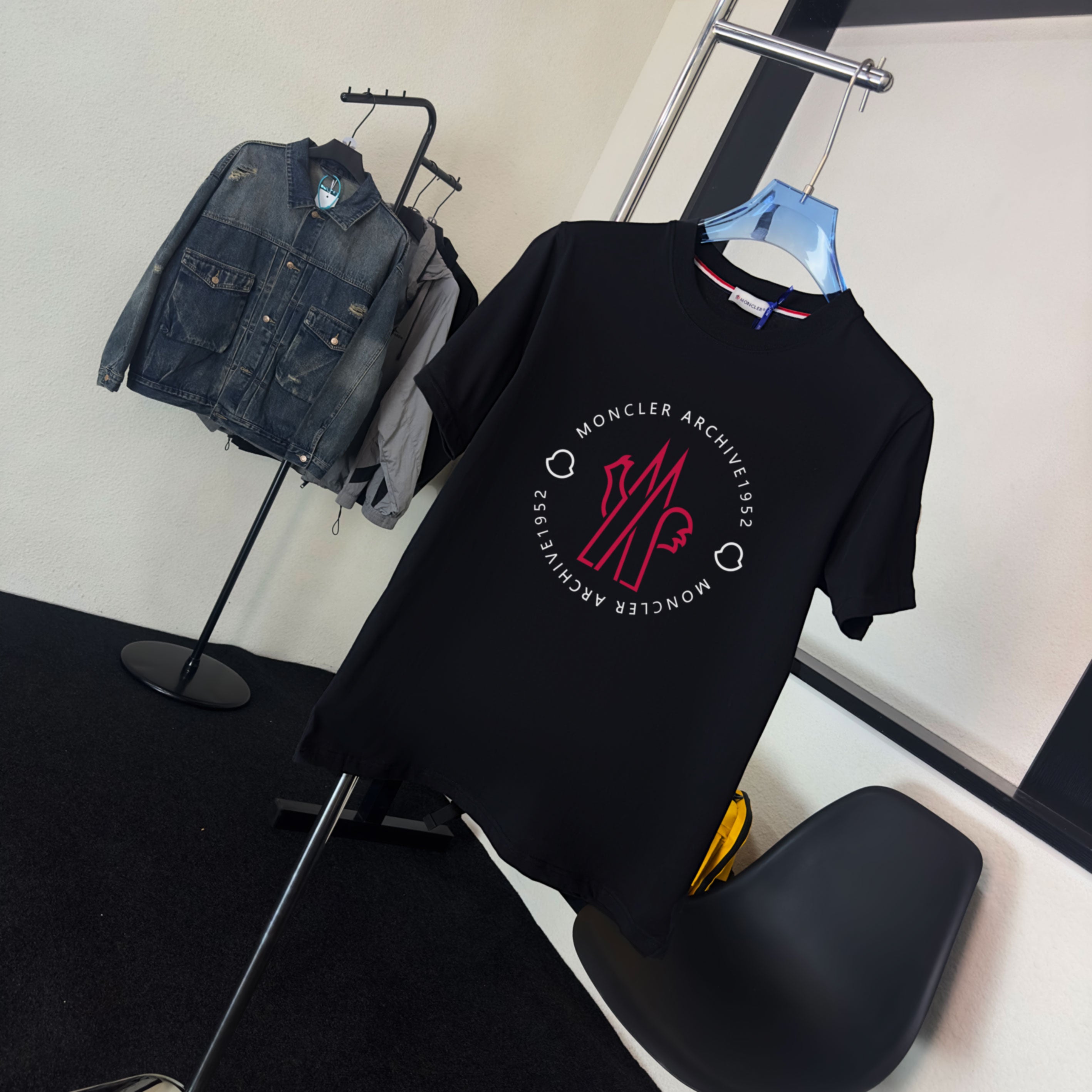 LuxluxHouse Best Quality Clothes T-shirt Moncler