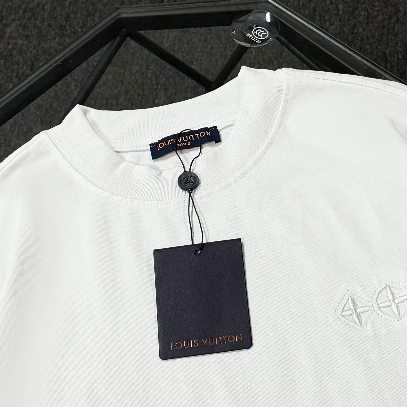 LuxluxHouse Best Quality Clothes T-shirt Louis Vuitton