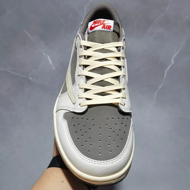 XC Batch-Air Jordan 1  × Travis Scott “Reverse Mocha”