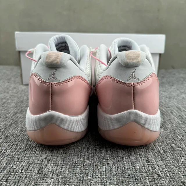 （Special offer）WM Batch - Jordan 11 “Sakura”