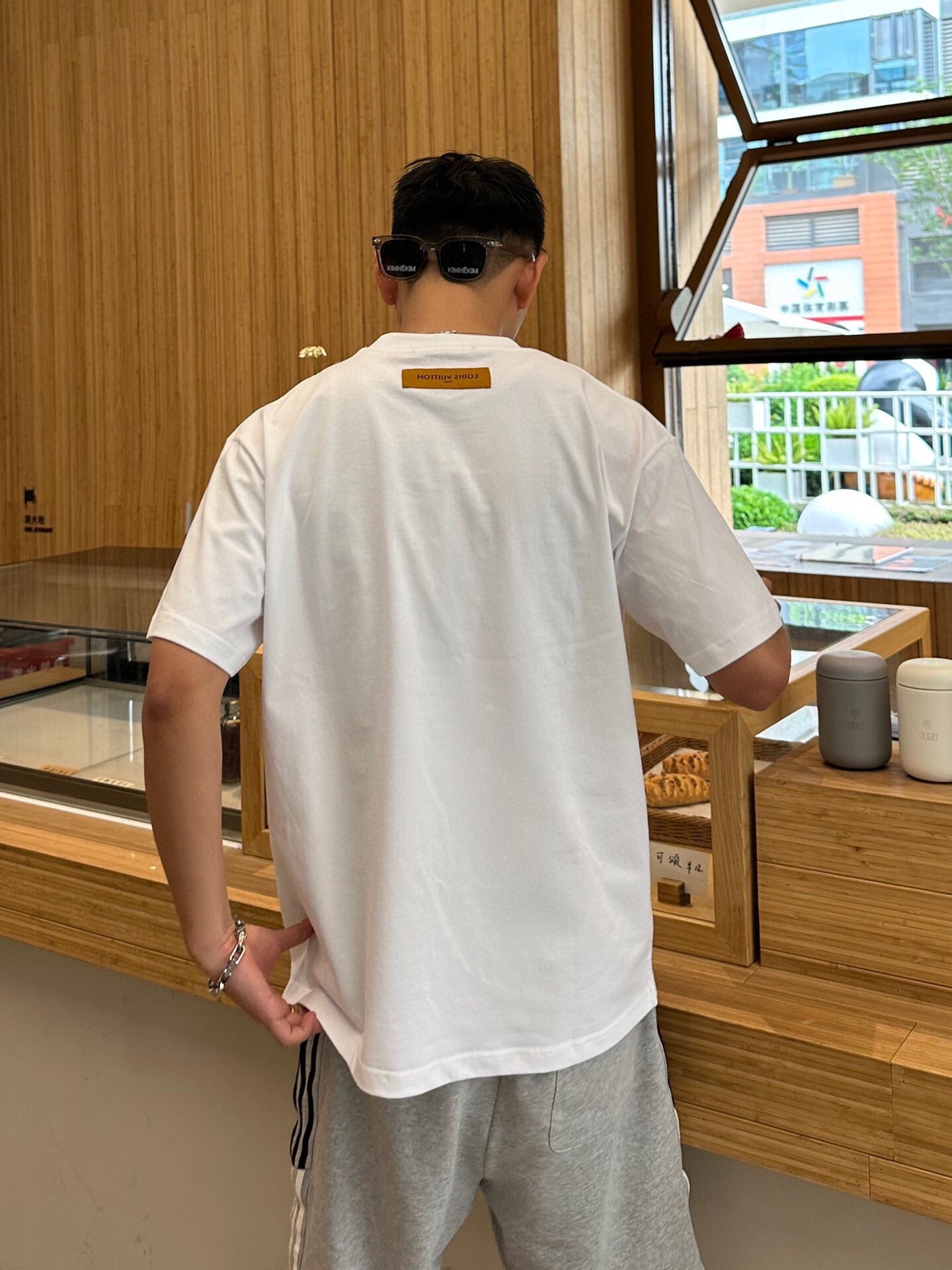 LuxluxHouse Best Quality Clothes T-shirt Louis Vuitton